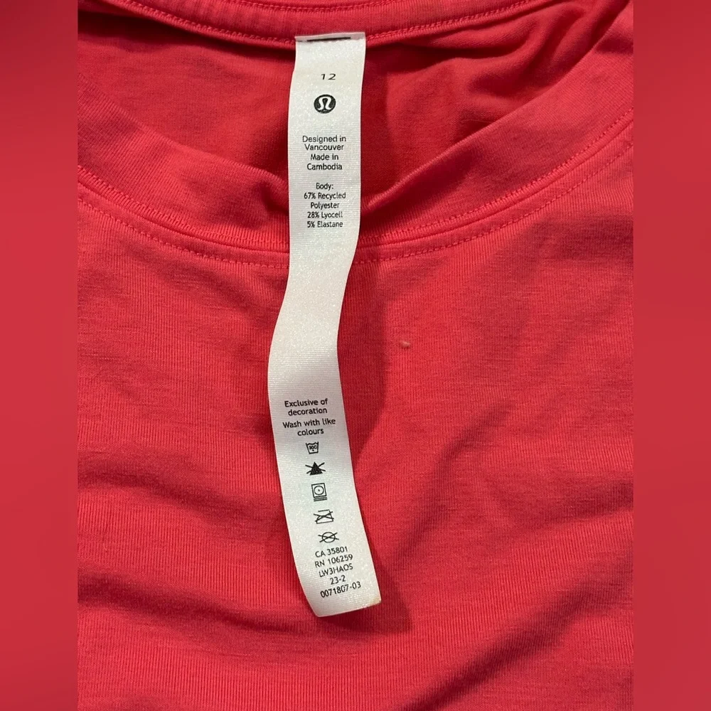 Lululemon hot pink relaxed-fit Trail Running t-shirt size 12 - Picture 6 of 6
